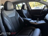 BMW 330 e Touring Auto