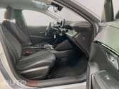Peugeot 208 1.2 Hybrid Allure e-DCS6
