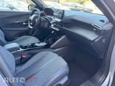 Peugeot 2008 Hybrid 145 e-DSC Allure