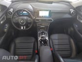 MG EHS PHEV Luxury