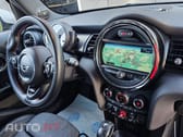 MINI Cooper D AUTO 5 Portas