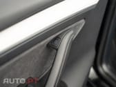 Tesla Model Y Long Range Tração Integral