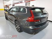 Volvo V60 2.0 T4 Momentum Plus