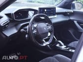 Peugeot 2008 1.5 BlueHDi GT EAT8