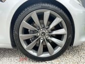 Tesla Model S Performance