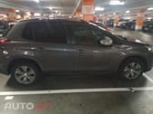 Peugeot 2008 1.2 PureTech Style