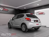 Peugeot 208 1.2 PureTech Signature