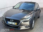 Mazda 3 1.5 Sky-G Evolve HS Navi