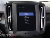 Volvo XC40 1.5 T4 Essential PG HYBRID