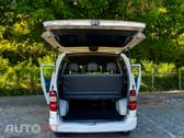 Toyota HiAce 9 Lugares