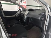 Toyota Yaris 1.0 VVT-i AC Manual