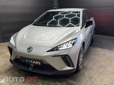MG MG4 4 Luxury 64 kWh