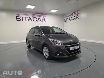 Peugeot 208 1.6 BlueHDi Style