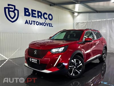 Peugeot E-2008 50 kWh Allure Pack