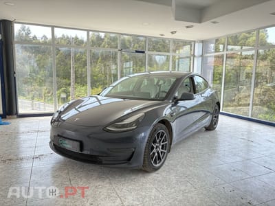 Tesla Model 3 Long-Range Dual Motor AWD