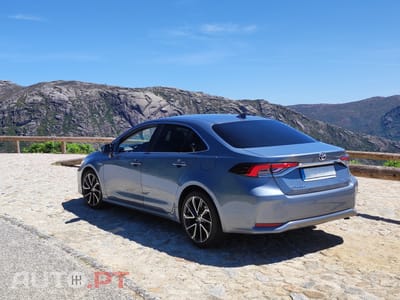 Toyota Corolla Hybrid Luxury