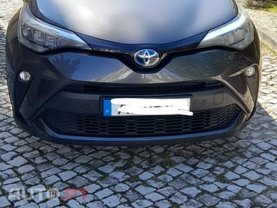 Toyota C-HR 1.8 Hybrid Square Collection