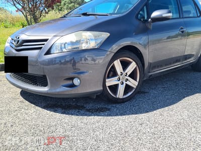 Toyota Auris 1.4 d4d pack sport