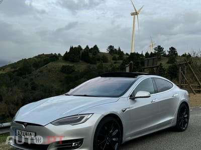 Tesla Model S 75D