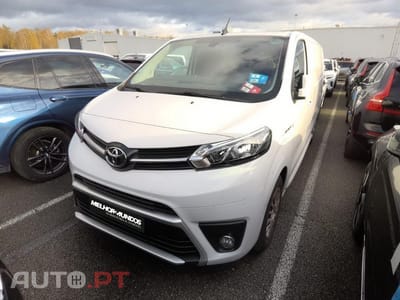 Toyota Proace 75 kWh Long Business
