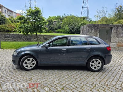 Audi A3 Sportback 2.0 TDI (clean diesel) Ambition