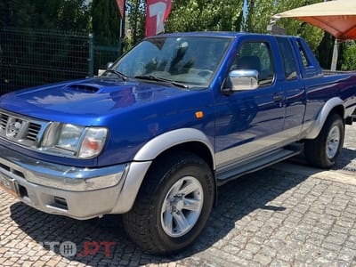Nissan Navara 2.5td