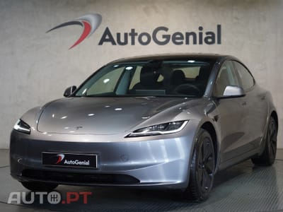 Tesla Model 3 Tração Traseira