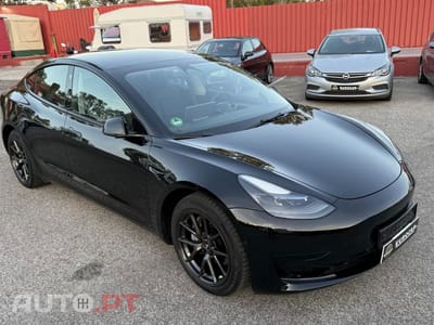 Tesla Model 3 Standard Range Plus RWD
