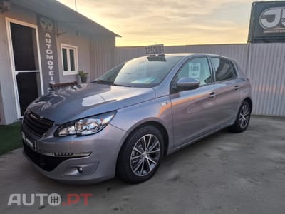 Peugeot 308 1.2T 110cv Style