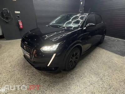 Peugeot E-208 50 kWh Active