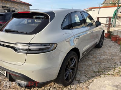 Porsche Macan Turbo Híbrido