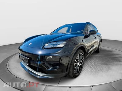 Porsche Macan Matrix