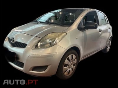 Toyota Yaris 1.0 VVT-i AC+VSC