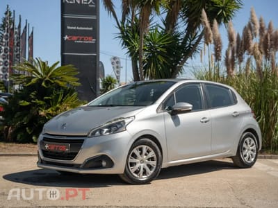 Peugeot 208 1.2 PureTech Signature