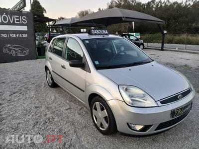 Ford Fiesta 1.25 Poucos Kms