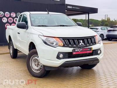 Mitsubishi L200 2.4 DI-D CD Invite 4WD