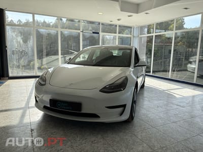 Tesla Model 3 Tração Traseira
