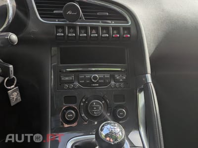 Peugeot 3008 Sport Allure 1.6 HDI 115 CV