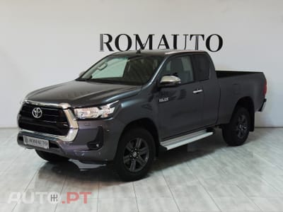 Toyota Hilux 2.4 D-4D 4WD Tracker 3L