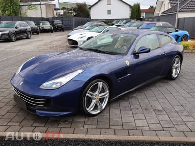 Ferrari GTC4 Lusso V12 4WD Lift