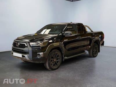 Toyota Hilux 2.8 D-4D 4WD Invincible