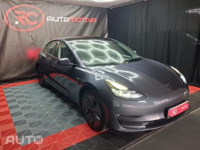 Tesla Model 3 Long-Range Dual Motor AWD