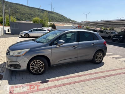 Citroen C4 Citroën C4 e-HDi 110 EGS6 Stop/Start System Exclusive