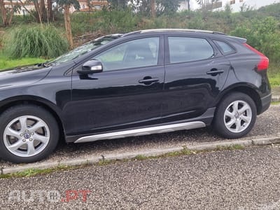 Volvo V40 Cross Country momentum