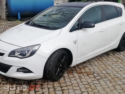 Opel Astra J
