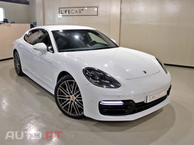 Porsche Panamera 4 E-Hybrid