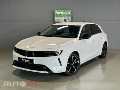 Opel Astra 1.2 T Elegance