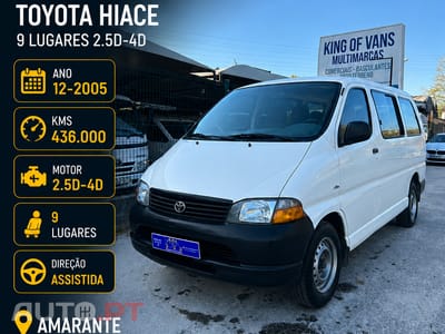 Toyota HiAce 2.5D-4D 9 Lugares