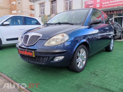Lancia Ypsilon 1.2 16V Fashion