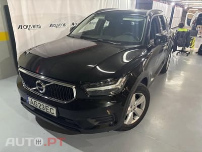 Volvo XC40 1.5 T2 Momentum Core